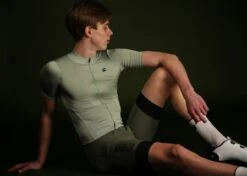 ESSENTIAL RADHOSE PESTO -Biehler 0414270 ESSPO ESSENTIAL BIBS PESTO 3 1280x1280