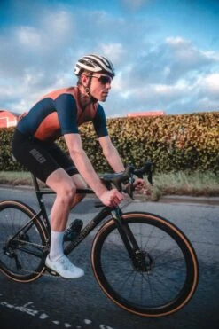 UPCYCLING RADTRIKOT CAMP FIRE -Biehler 0414325UCCF men upcycling jersey 7 1280x1280