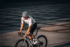 SUPREME RADTRIKOT H.A.S. WHITE 10 SUPREME RADTRIKOT H.A.S. WHITE -Biehler 0414327 SUPHW SUPREME JERSEY HAS WHITE 3 1280x1280