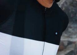 SUPREME RADTRIKOT REVOLT BERRY -Biehler 0414327 SUPRB SUPREME JERSEY REVOLT BERRY 8 1280x1280