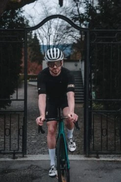 SUPREME RADTRIKOT BLACK GOLD -Biehler 0414327 SUPBG SUPREME JERSEY BLACK 4 1280x1280