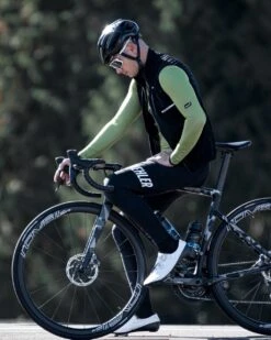 DEFENDER WESTE BLACK -Biehler 0414602 DEFBL DEFENDER GILET BLACK 9 1280x1280