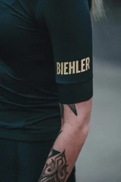 DAMEN SUPREME RADTRIKOT BLACK GOLD -Biehler 0454327 SUPBG SUPREME JERSEY 3 1280x1280