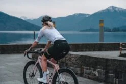 DAMEN SUPREME RADTRIKOT WHITE GOLD 8 DAMEN SUPREME RADTRIKOT WHITE GOLD -Biehler 0454327 SUPWG SUPREME JERSEY 3 1280x1280