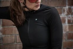 DAMEN TECHNICAL LANGARM RADTRIKOT BLACK -Biehler 0454424TECBL LS Jersey women live3 1280x1280