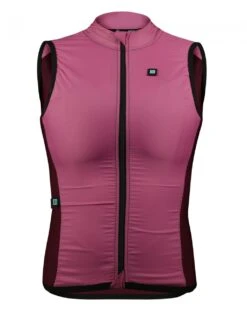 DAMEN ESSENTIAL WESTE SHADY PLUM