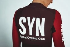 DAMEN SYNDICATE THERMAL RAIN LANGARM RADTRIKOT BERRY -Biehler 0454725 SYNBR THERMAL RAIN LS JERSEY BERRY 3 1280x1280