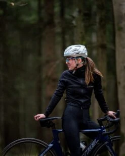 DAMEN DEFENDER JACKE BLACK -Biehler 0456002 DEFBL DEFENDER JACKET BLACK 76177f65cb7604 1280x1280