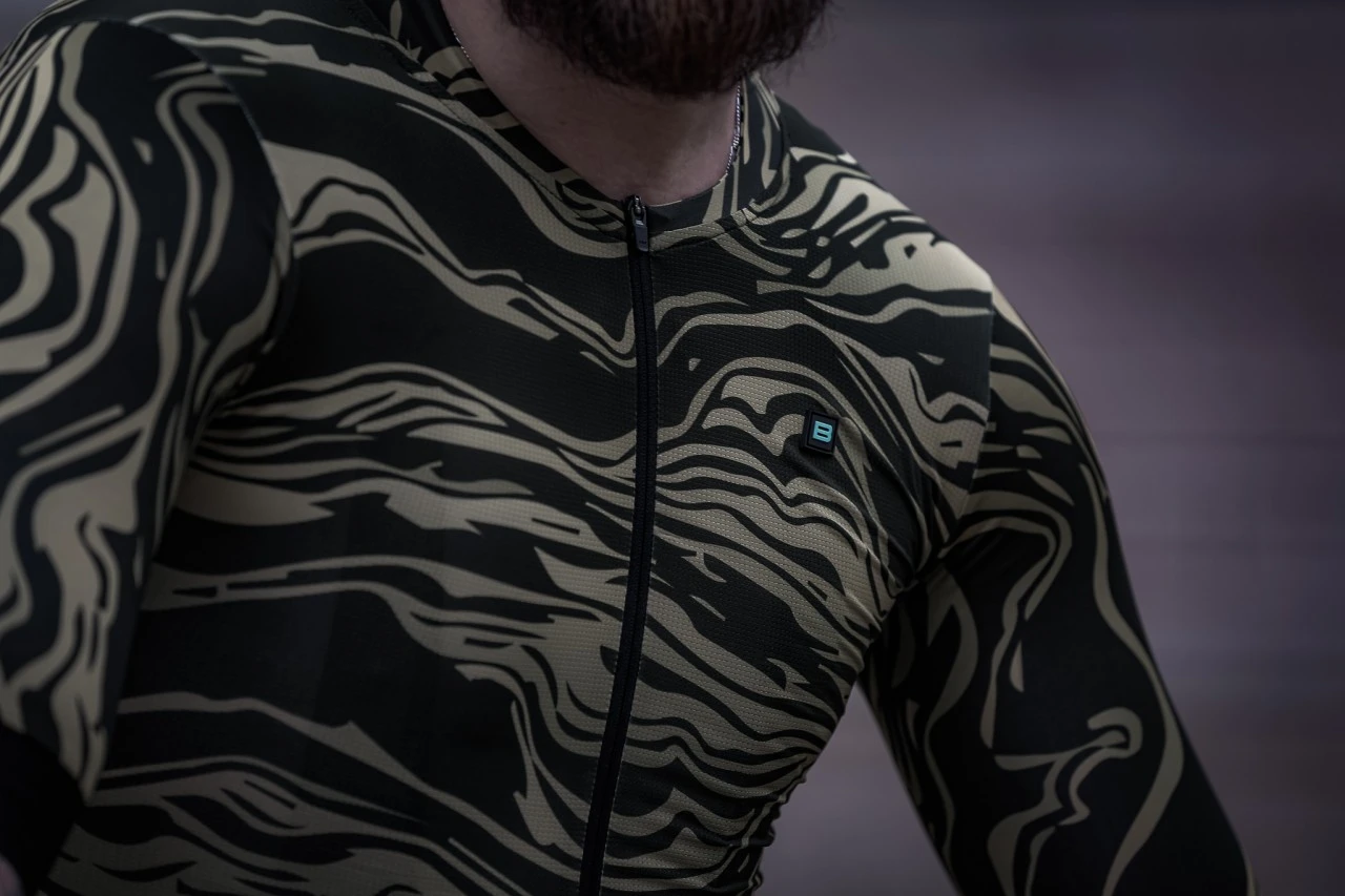 SUPREME RADTRIKOT GOLDEN OLIVE 7 SUPREME RADTRIKOT GOLDEN OLIVE – Bild 7