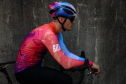 INTERGALAKTISCH AERO HELM -Biehler 5R3A64935c00f1ce9c0aa 1280x1280