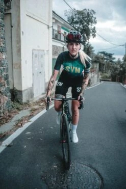 DAMEN SYNDICATE CLIMBER RADTRIKOT NEON SPACE -Biehler DSC02487 1280x1280