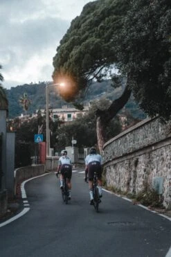 SYNDICATE TRAINING RADTRIKOT WHITE -Biehler DSC02598 1280x1280