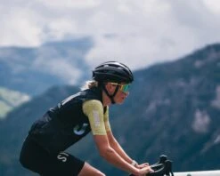 DAMEN SYNDICATE MESH BACK WESTE SHINY BLACK -Biehler DSC0347 1280x1280