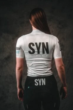 DAMEN SYNDICATE TRAINING RADTRIKOT WHITE -Biehler DSC03498 1280x1280