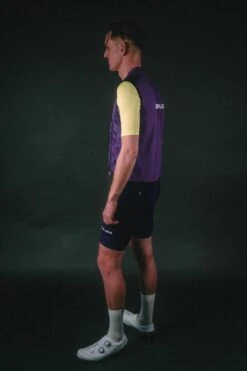 ESSENTIAL RADHOSE NAVY -Biehler DSC09556 1280x1280