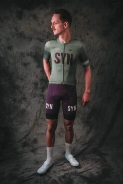 SYNDICATE RADHOSE GRAPE -Biehler DSC09846 1280x1280