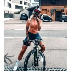 Biehler Essential Damentrikot - Apricot -Biehler biehler essential women s jersey apricot 2 1334732