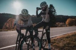 DAMEN DEFENDER WESTE MACCHIATO -Biehler def live shots10 1280x1280