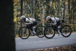 DEFENDER JACKE MACCHIATO -Biehler def live shots2 1280x1280