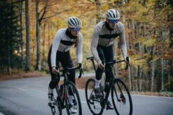 DAMEN DEFENDER JACKE MACCHIATO -Biehler def live shots3617917b14df07 1280x1280