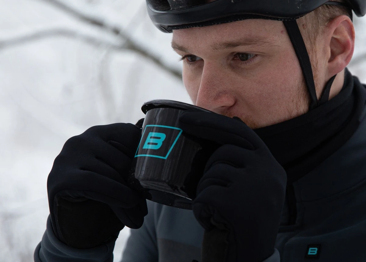 EMAILLE KAFFEEBECHER BLACK 3 EMAILLE KAFFEEBECHER BLACK – Bild 3