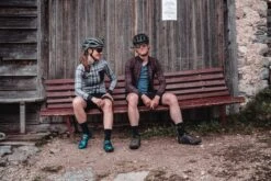 GRAVEL LANGARM RADTRIKOT ROSE BROWN -Biehler gravel dolomites web 047 1280x1280