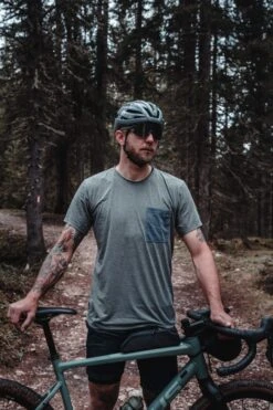 GRAVEL SHIRT MELANGE OLIVE -Biehler gravel dolomites web 104 1280x1280