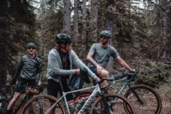 GRAVEL ZIPPED HOODIE -Biehler gravel dolomites web 107 1280x1280