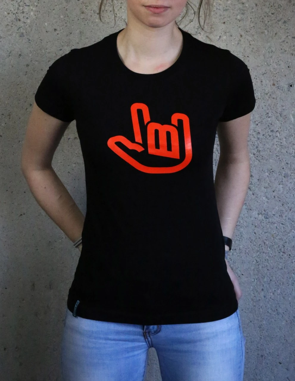 KOPFNICKERIN CLASSIC T-SHIRT 1 KOPFNICKERIN CLASSIC T-SHIRT