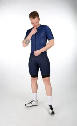 SIGNATURE³ RADHOSE NIGHT BLUE 11 SIGNATURE³ RADHOSE NIGHT BLUE -Biehler men sig bibs nightbl detail2 1280x1280