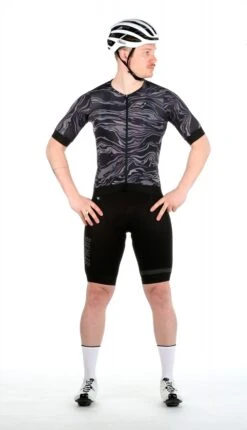 SUPREME RADTRIKOT DARK GREY -Biehler men sup dg ss studio1 1280x1280