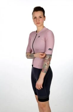 DAMEN SIGNATURE³ RADTRIKOT DEL RIO -Biehler web5R3A0127 Kopie 1280x1280