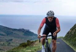 SIGNATURE³ WESTE BLACK -Biehler webSS21 320605a624c91578 1280x1280