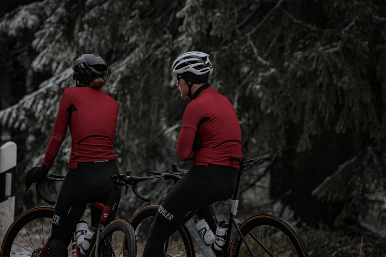 DAMEN THERMAL RAIN LANGARM RADTRIKOT CARDINAL 4 DAMEN THERMAL RAIN LANGARM RADTRIKOT CARDINAL – Bild 4